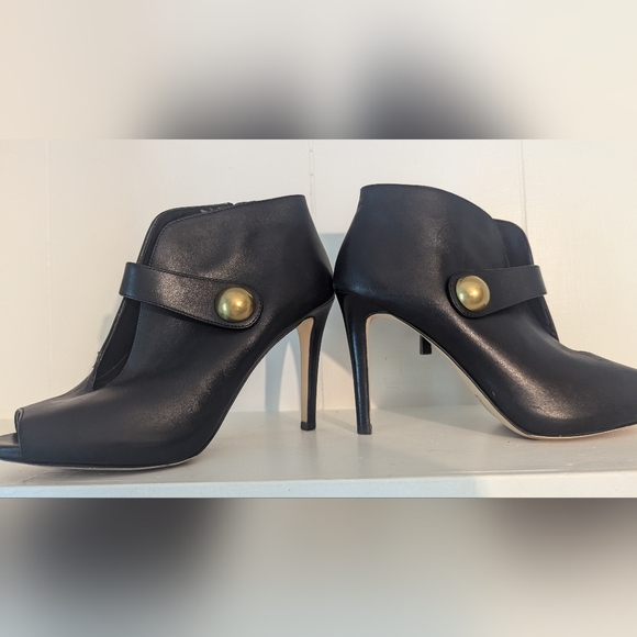 KORS Michael Kors Shoes - Michael kors size 7